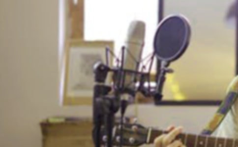 ��ν�Q����r(sh��)������(zh��n)���}