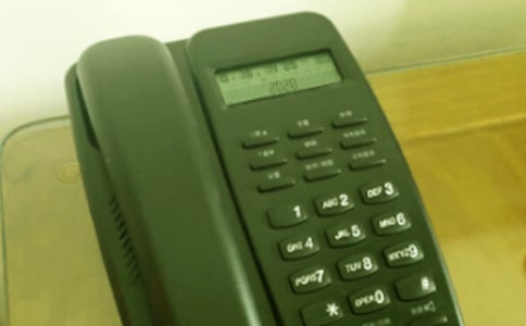 日語(yǔ)電話會(huì)話范例