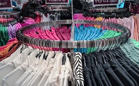 服裝店長(zhǎng)的自我評(píng)價(jià)