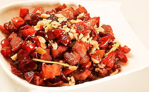 �}���t��������