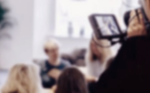 ��݋ӛ�������u(p��ng)�r(ji��)����