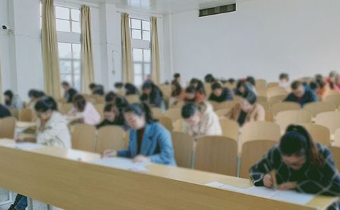 2017��һ�����쎟��ԇ�Ŀ����ģ�Mԇ�}�����𰸣�