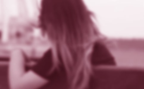 �oŮ������Ĭ��ЦԒ