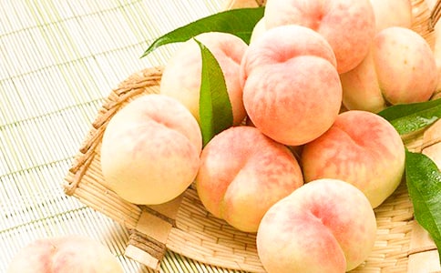 吃水蜜桃有什么好處