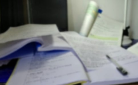 《小熊住山洞》說課稿