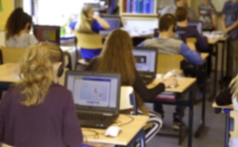 �и��~�R���˰�ȫ�~�R���