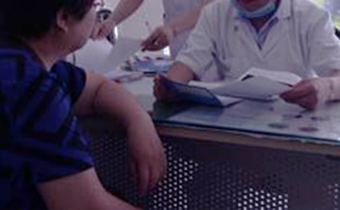 �������У�L(zh��ng)����(w��n)�\���r(sh��)�ڴ�W(xu��)����(chu��ng)�I(y��)