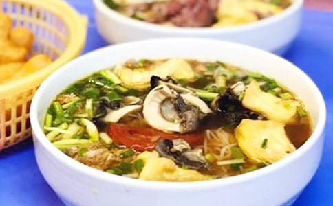 快樂的午餐時(shí)光作文