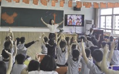 ���M�W(xu��)�����Ұl(f��)չ�������n�õĽ̌W(xu��)�u�r