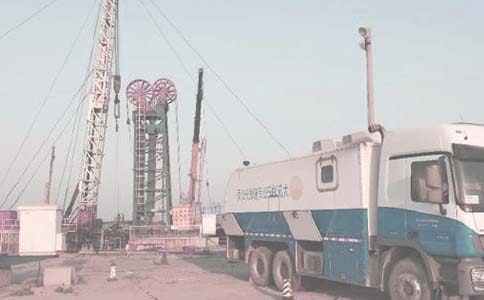 油田安全生產(chǎn)月黑板報(bào)