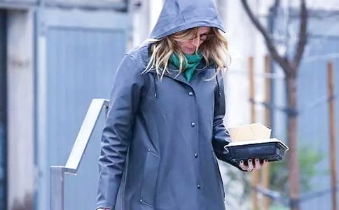 小學二年級《充氣雨衣》教學反思