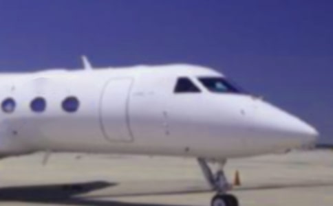 遙控飛機(jī)找爸爸800字