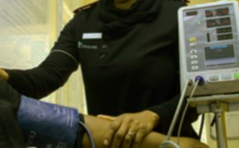 ����600�֣�����������P(gu��n)�۰��̻���