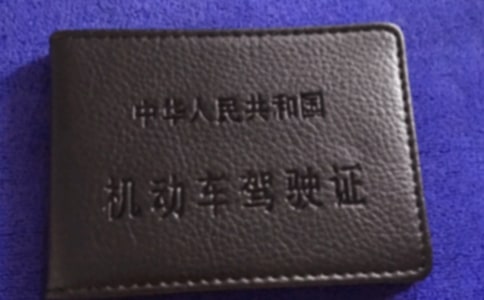 �����{���}