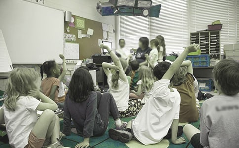 ��ͥ�̎� Tutor