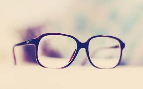 ���R����������